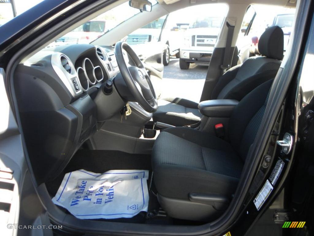Dark Charcoal Interior 2010 Toyota Matrix XRS Photo #38669742