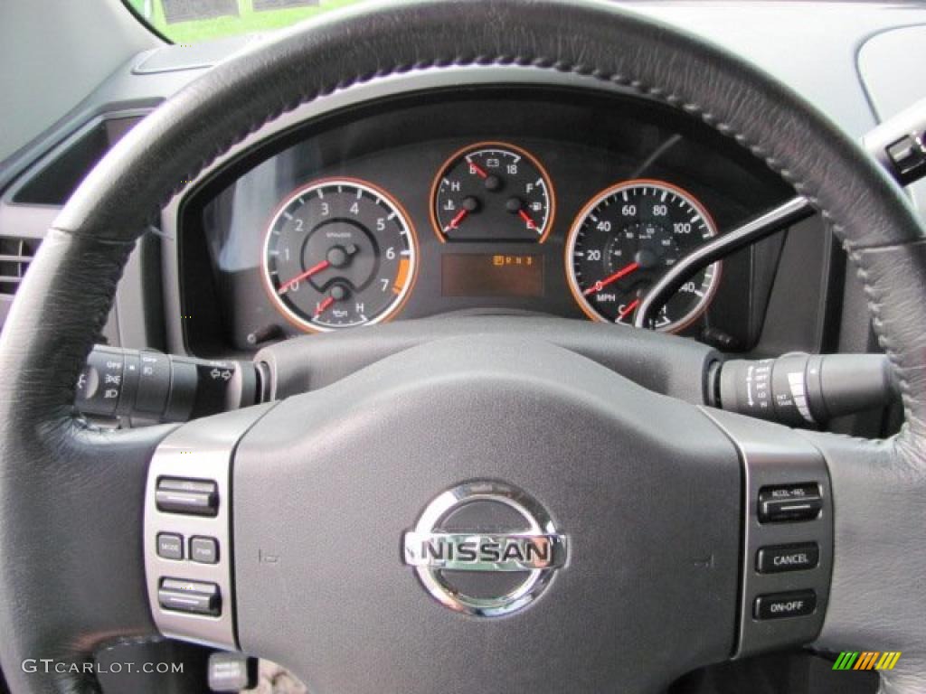 2009 Nissan Titan SE Crew Cab 4x4 Steering Wheel Photos