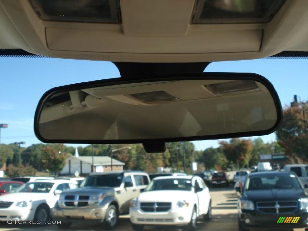 2008 Charger SE - Stone White / Dark Slate Gray photo #20