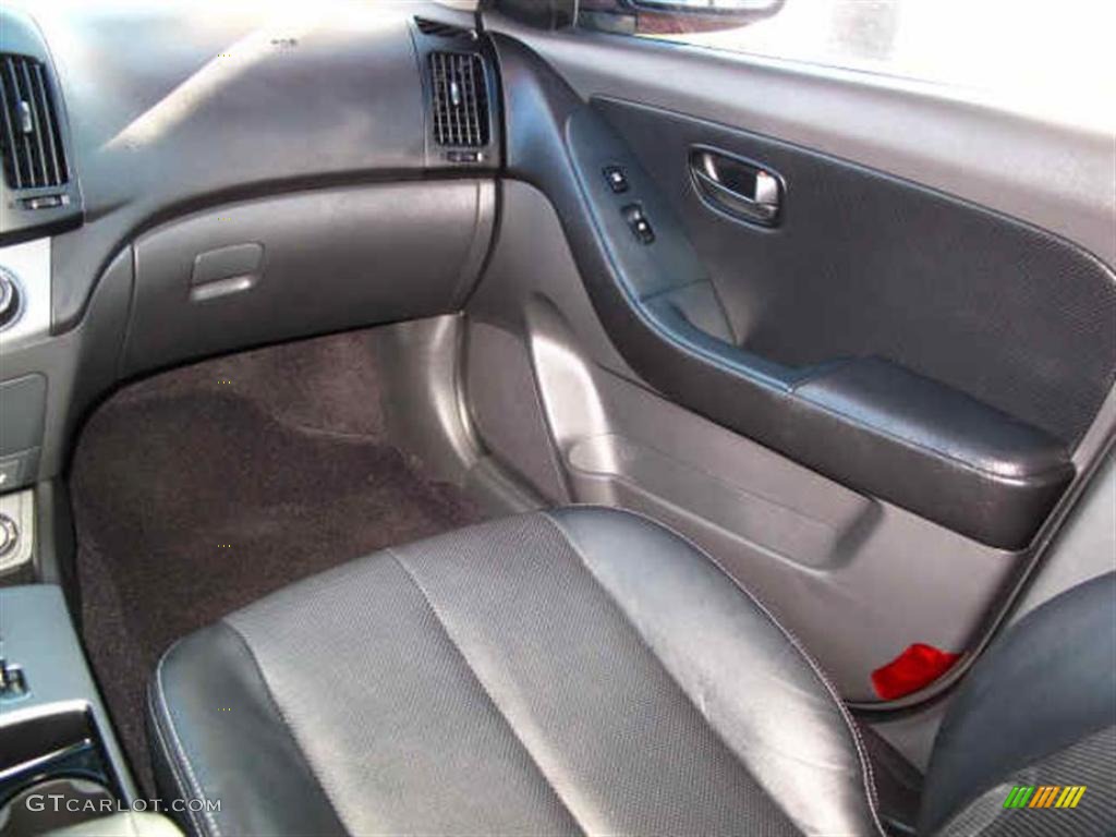 2009 Elantra SE Sedan - Purple Rain / Black photo #13