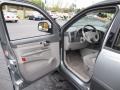Gray Interior Photo for 2003 Buick Rendezvous #38672347