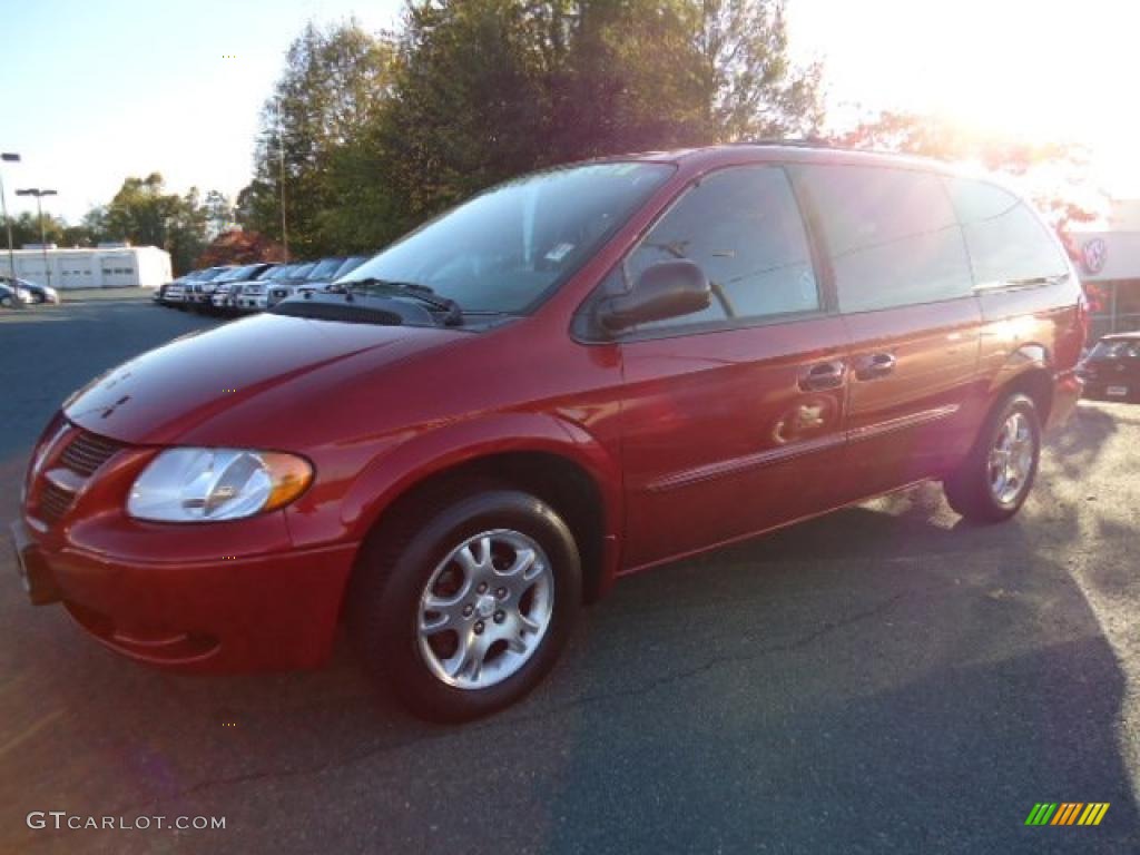 2003 Grand Caravan EX - Inferno Red Tinted Pearl / Taupe photo #3
