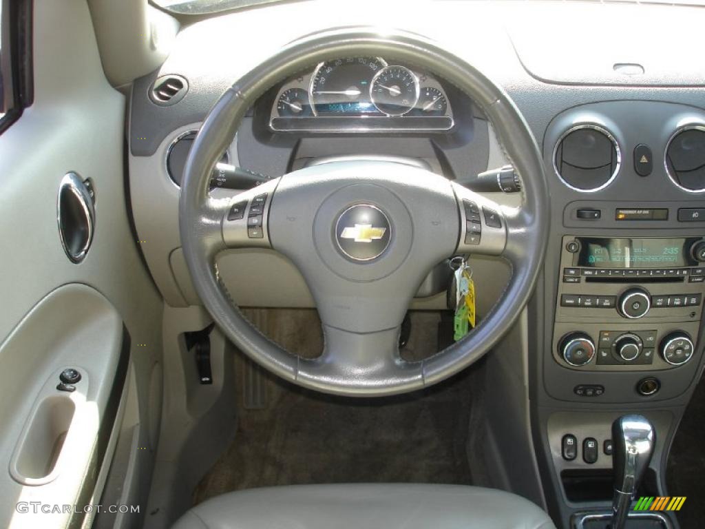 2006 Chevrolet HHR LT Cashmere Beige Steering Wheel Photo #38676522
