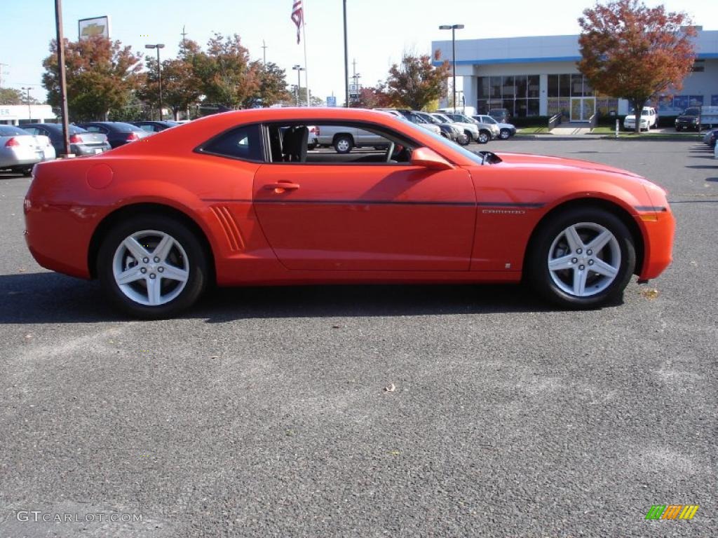 2010 Camaro LT Coupe - Inferno Orange Metallic / Gray photo #4