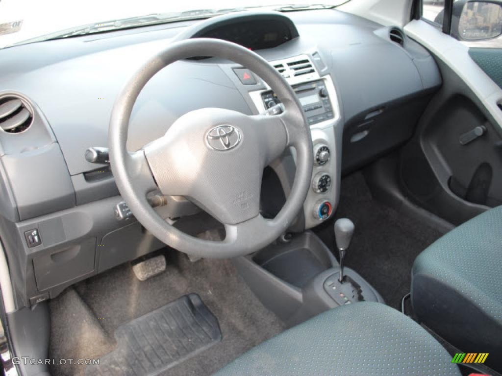 Dark Charcoal Interior 2008 Toyota Yaris 3 Door Liftback Photo #38676954