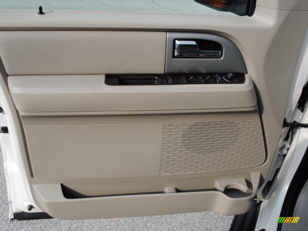 2008 Ford Expedition Limited Stone Door Panel Photo #38677354