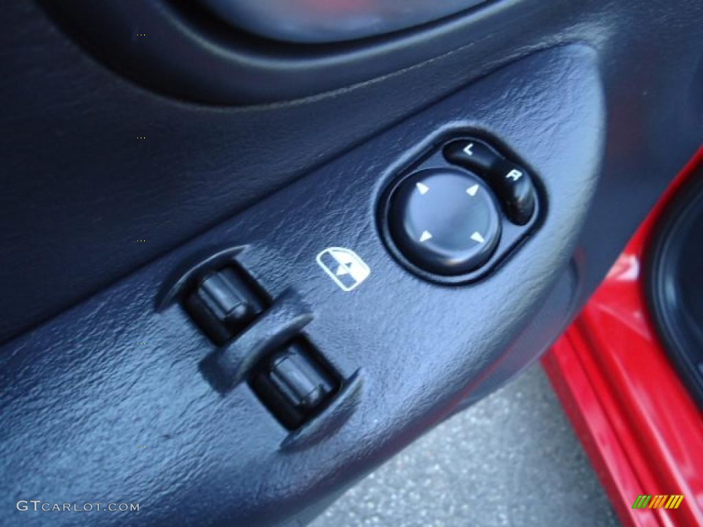 2005 Dodge Neon SRT-4 Controls Photo #38677874