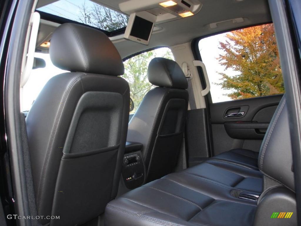 Ebony Interior 2010 Chevrolet Suburban LT 4x4 Photo #38678050