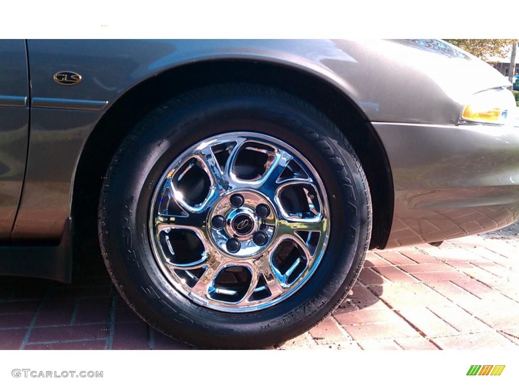2001 Oldsmobile Intrigue GLS Wheel Photos