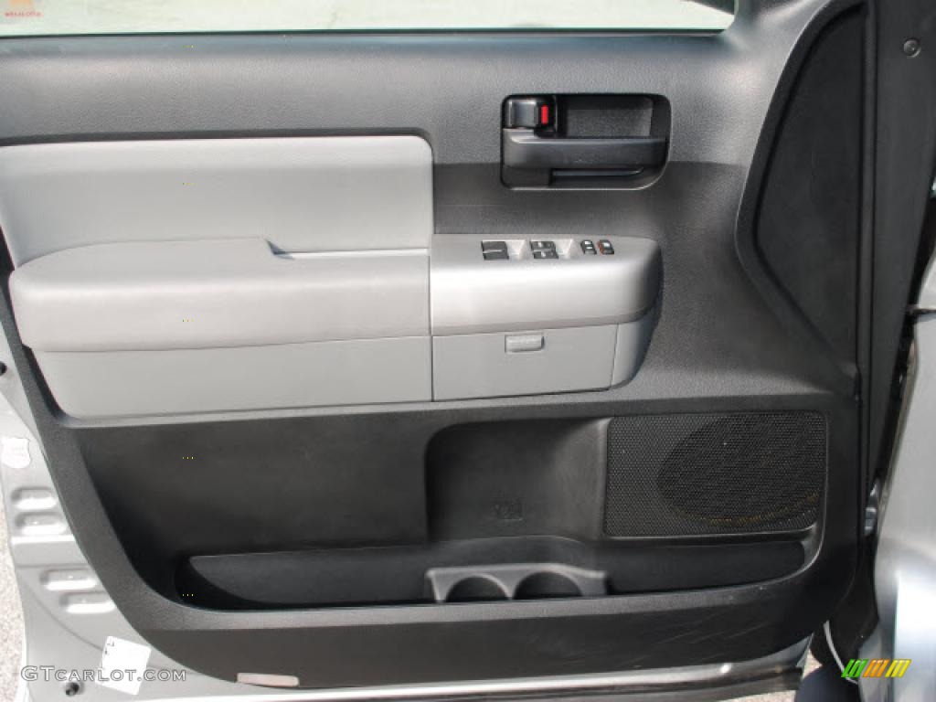 2009 Toyota Sequoia SR5 Door Panel Photos