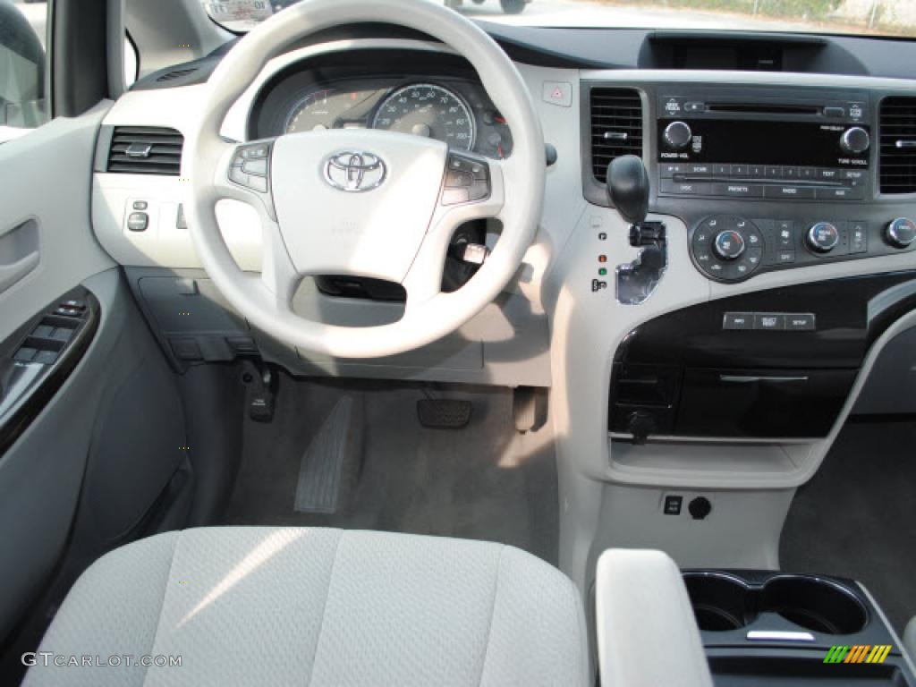 2011 Toyota Sienna LE Light Gray Dashboard Photo #38679526