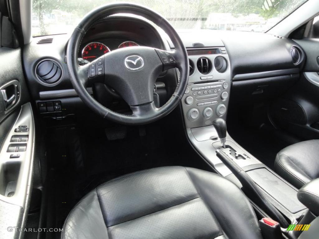 2004 Mazda MAZDA6 s Sedan Black Dashboard Photo #38681690