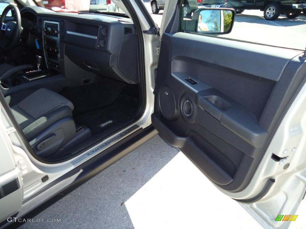 Dark Slate Gray Interior 2008 Jeep Commander Sport Photo #38684614