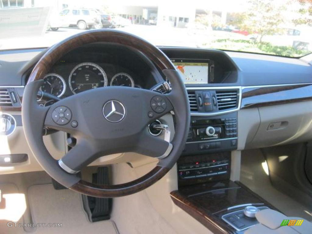 2011 Mercedes-Benz E 350 BlueTEC Sedan Almond/Mocha Dashboard Photo #38684938