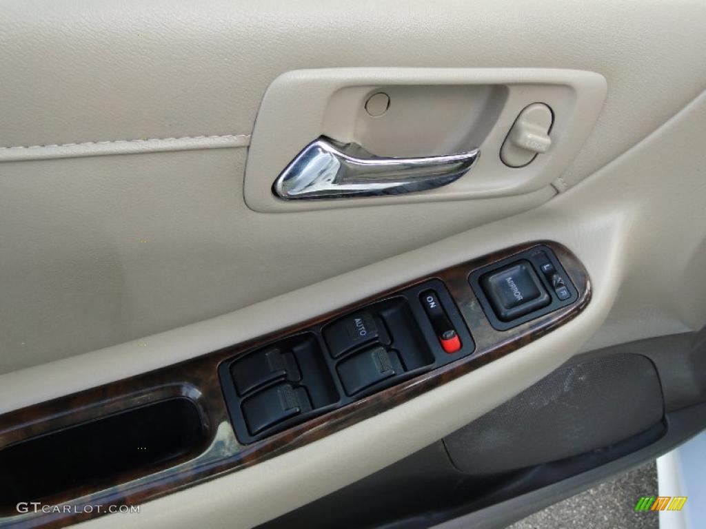 2002 Honda Accord EX V6 Sedan Controls Photo #38685230