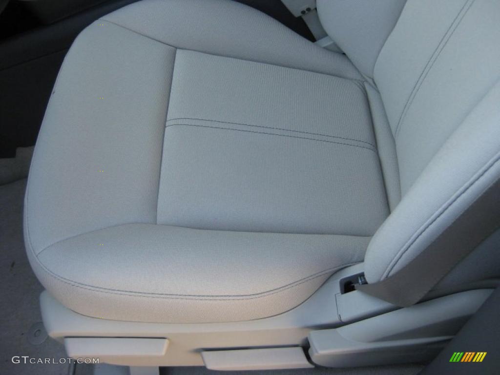 Medium Light Stone Interior 2011 Ford Edge SE Photo #38685438