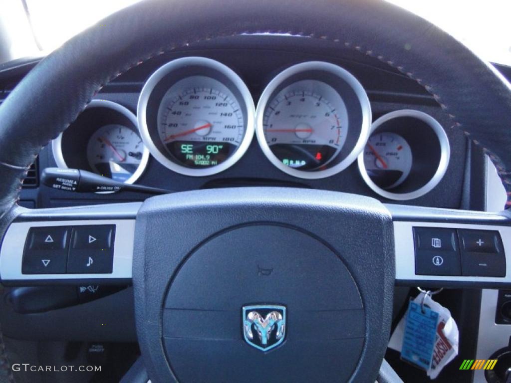 2007 Dodge Charger SRT-8 Controls Photo #38685934