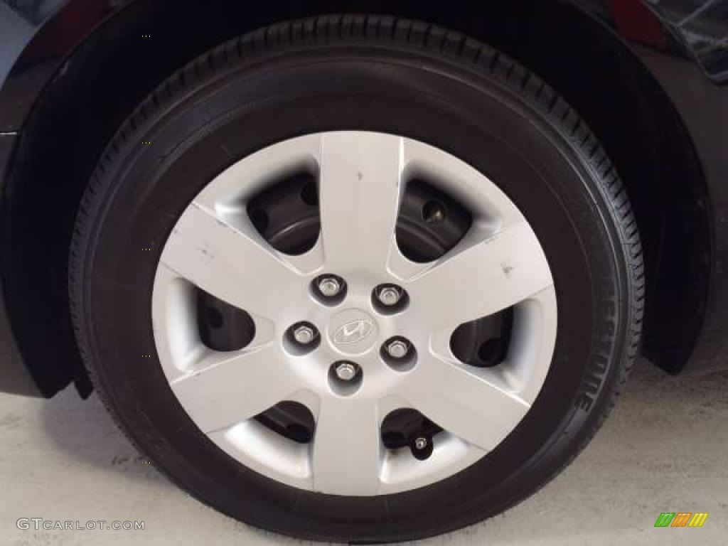 2009 Hyundai Sonata GLS V6 Wheel Photos