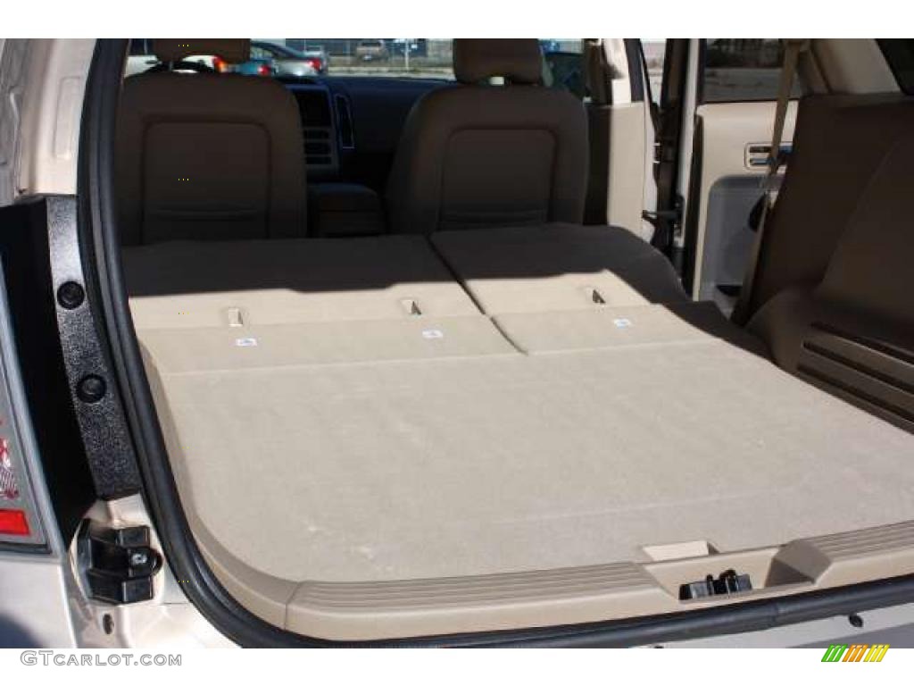 2007 Ford Edge SEL Trunk Photo #38687254