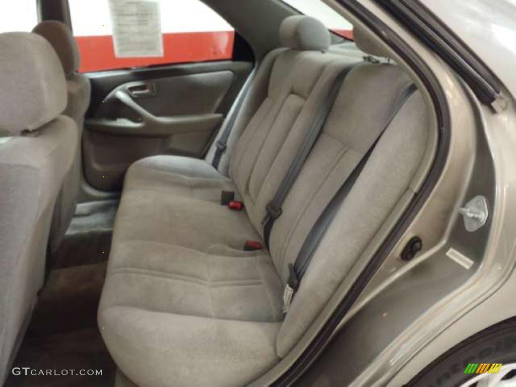 Gray Interior 1999 Toyota Camry LE Photo #38688564