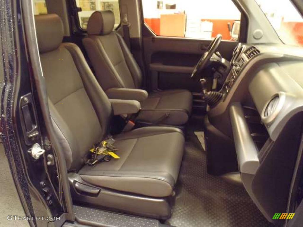 Black/Gray Interior 2006 Honda Element EX-P Photo #38688632