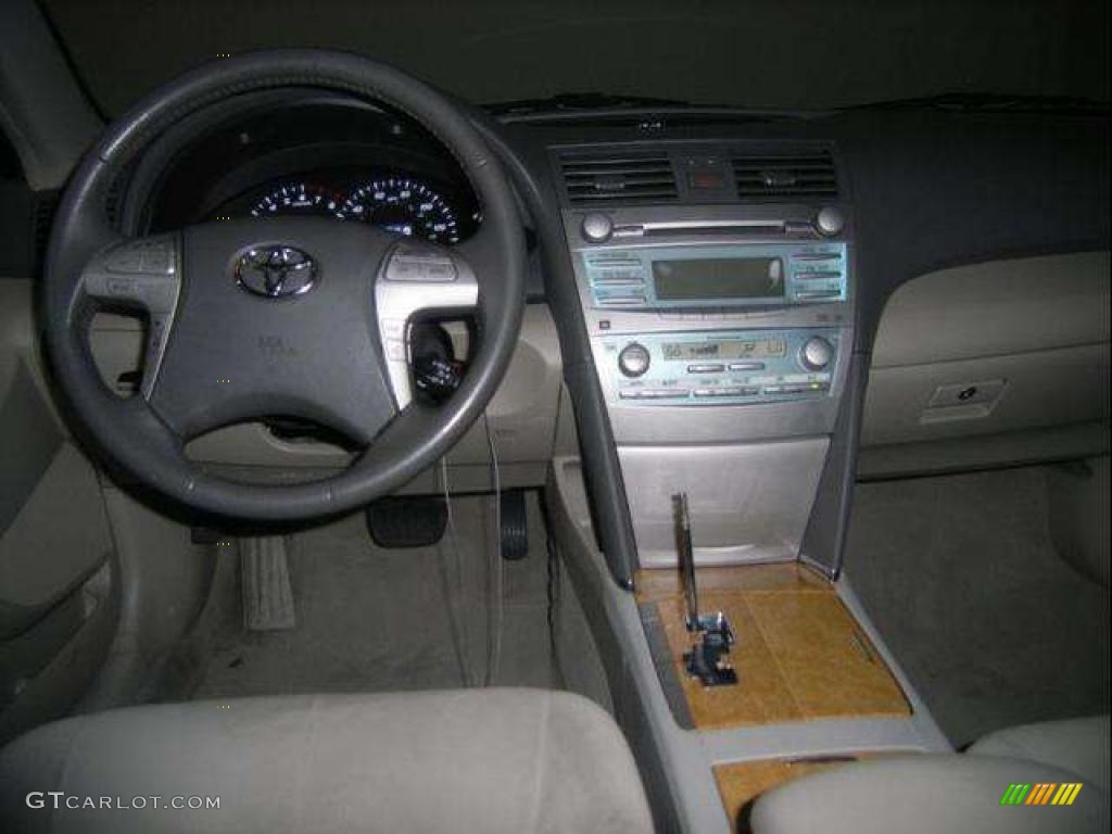 2007 Camry XLE - Black / Bisque photo #2