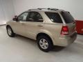 2006 Sand Beige Kia Sorento LX  photo #6