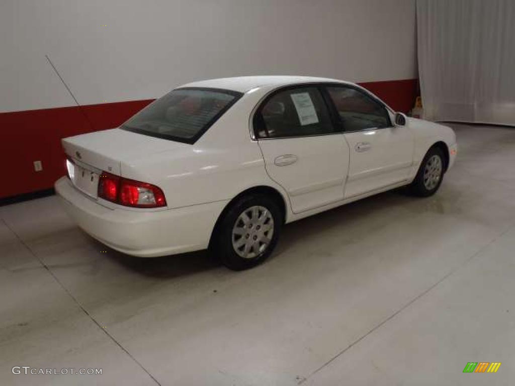 2005 Optima LX - Pearl White / Beige photo #4