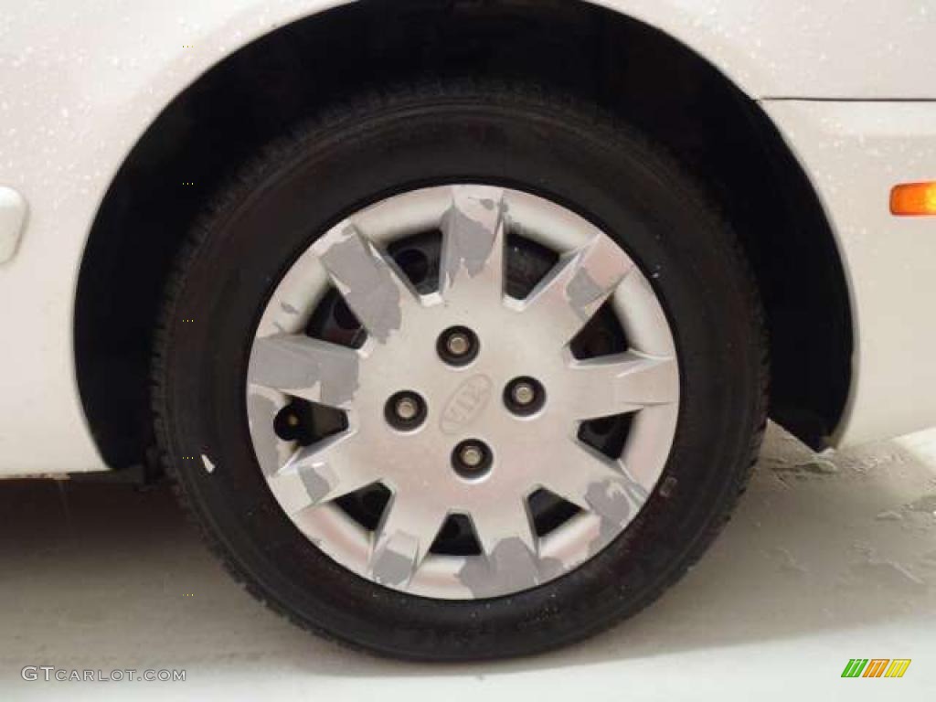 2005 Optima LX - Pearl White / Beige photo #9