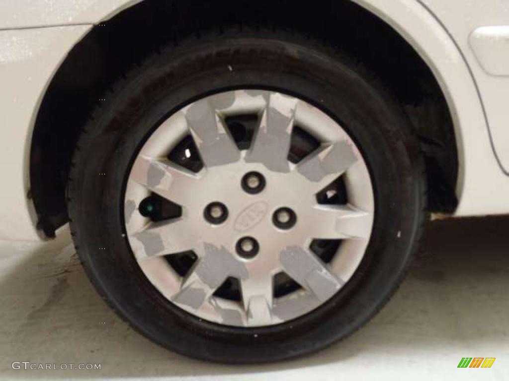 2005 Optima LX - Pearl White / Beige photo #10