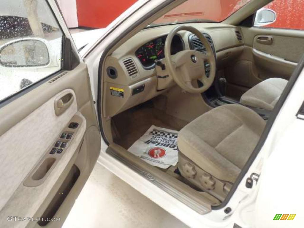 2005 Optima LX - Pearl White / Beige photo #13