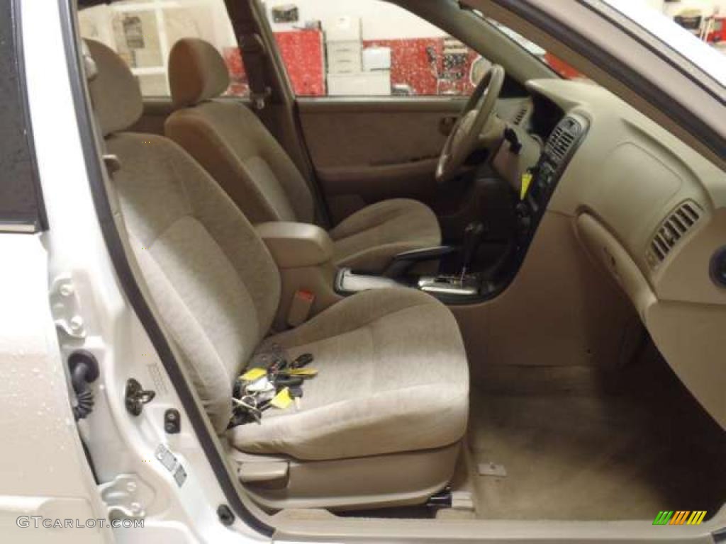 2005 Optima LX - Pearl White / Beige photo #21