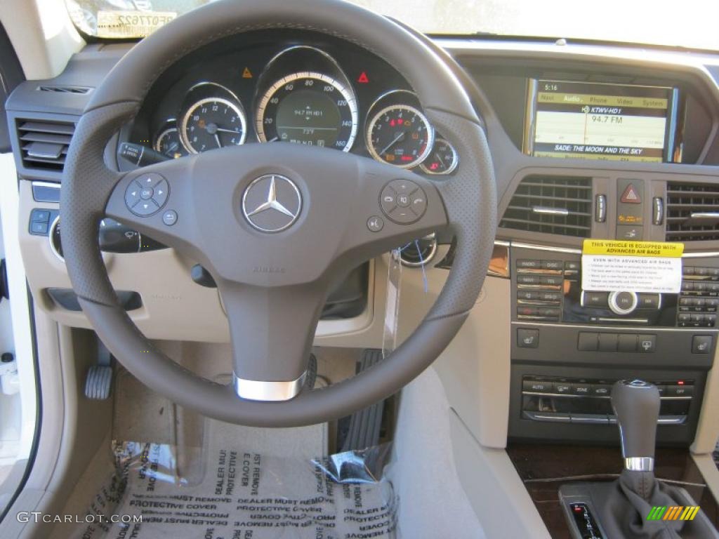 2011 Mercedes-Benz E 350 Coupe Controls Photo #38691950