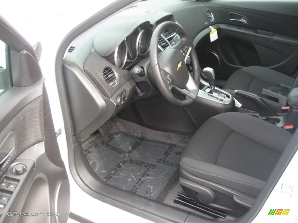 Jet Black Interior 2011 Chevrolet Cruze LT Photo #38691978