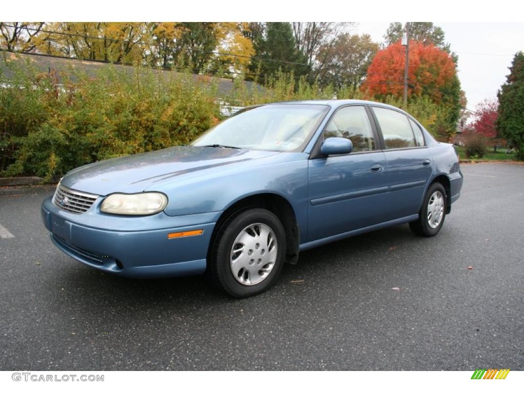 1998 Malibu Sedan - Medium Opal Blue Metallic / Light Gray photo #1