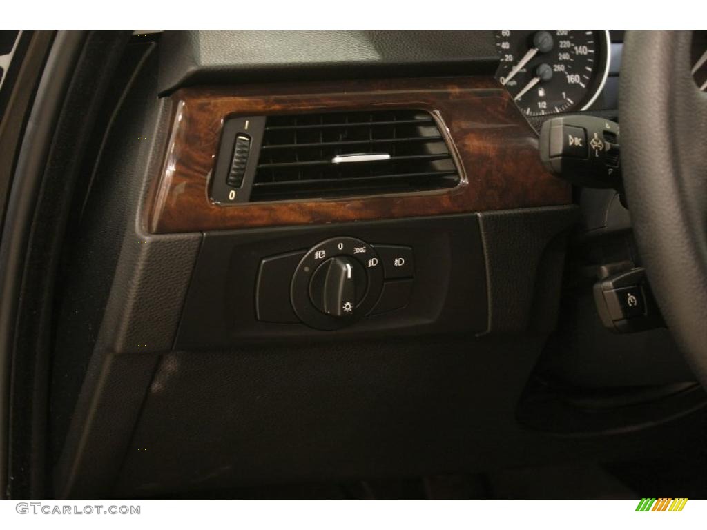 2007 3 Series 328xi Sedan - Black Sapphire Metallic / Terra/Black Dakota Leather photo #11