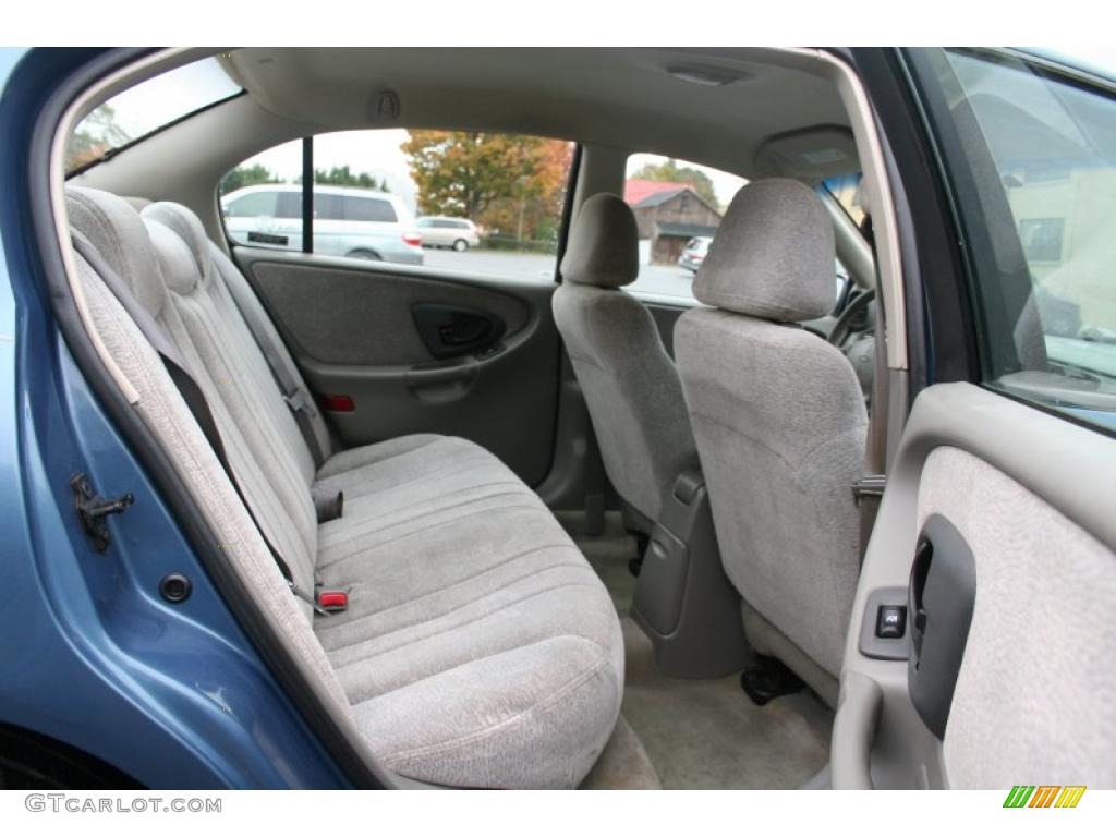 Light Gray Interior 1998 Chevrolet Malibu Sedan Photo #38698623
