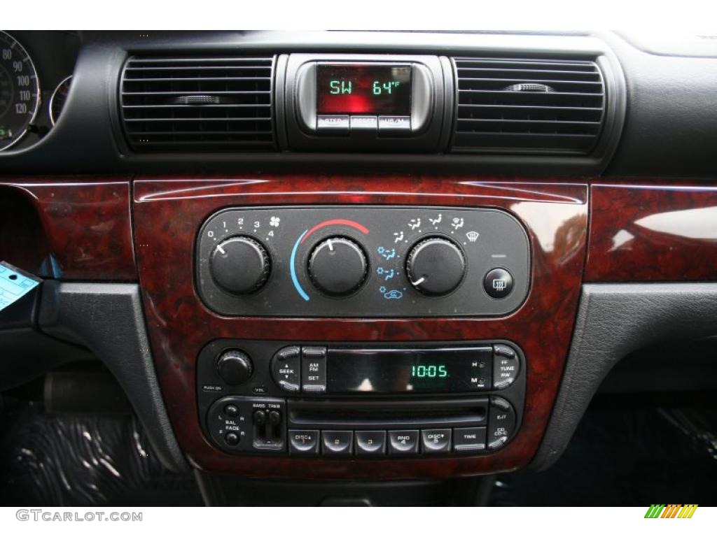2001 Chrysler Sebring LX Sedan Controls Photo #38698867
