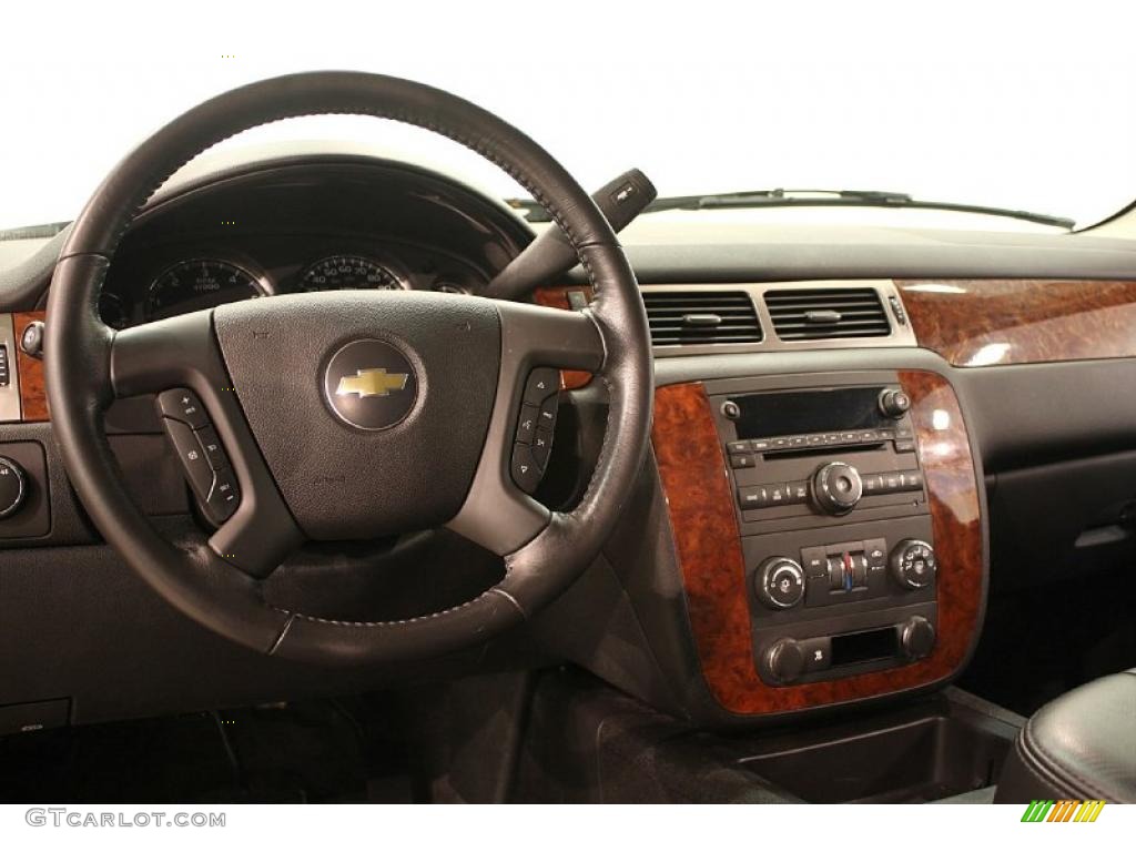 Ebony Interior 2007 Chevrolet Tahoe LT 4x4 Photo #38699719