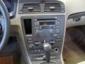 Beige/Light Sand Controls Photo for 2002 Volvo S60 #38706451
