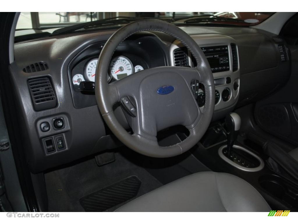 2007 Ford Escape XLT V6 Medium/Dark Flint Steering Wheel Photo #38708867