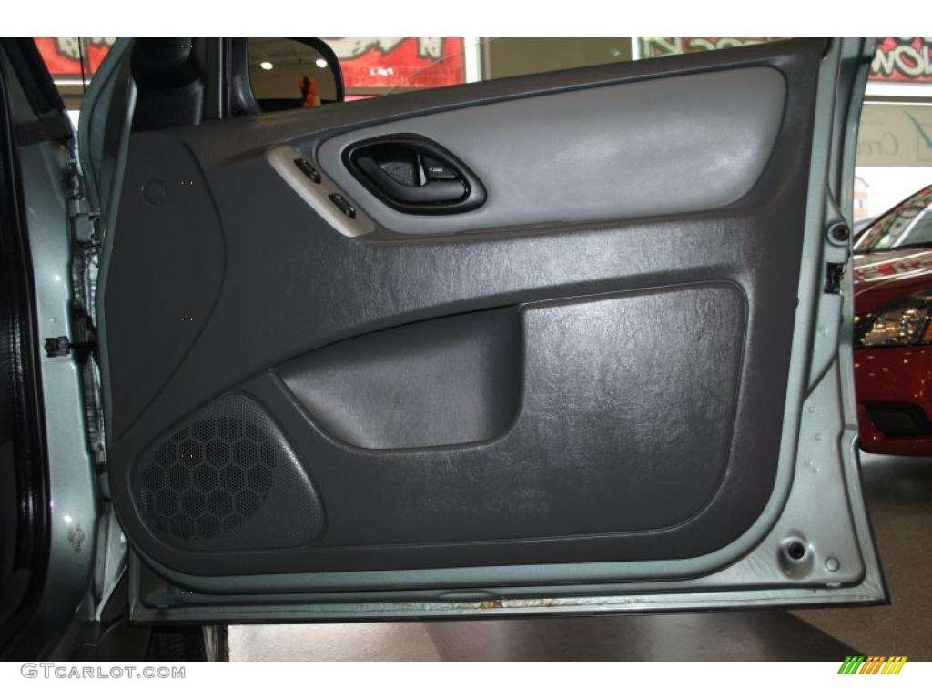 2007 Ford Escape XLT V6 Medium/Dark Flint Door Panel Photo #38709447