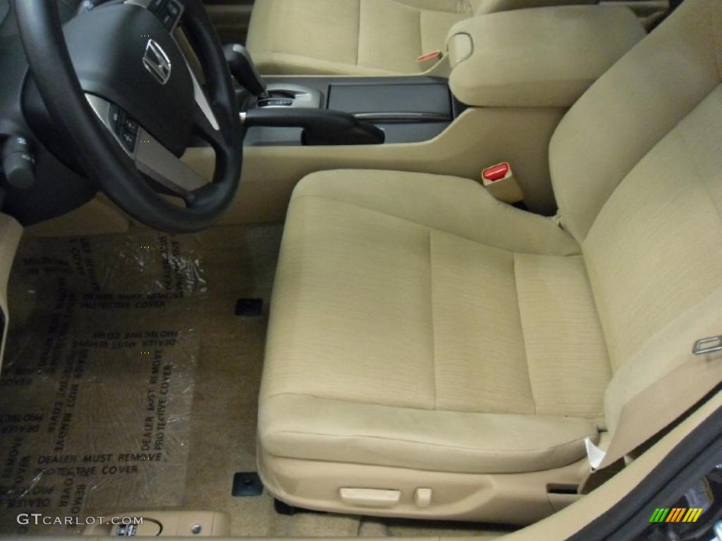 Ivory Interior 2011 Honda Accord LX-P Sedan Photo #38709647