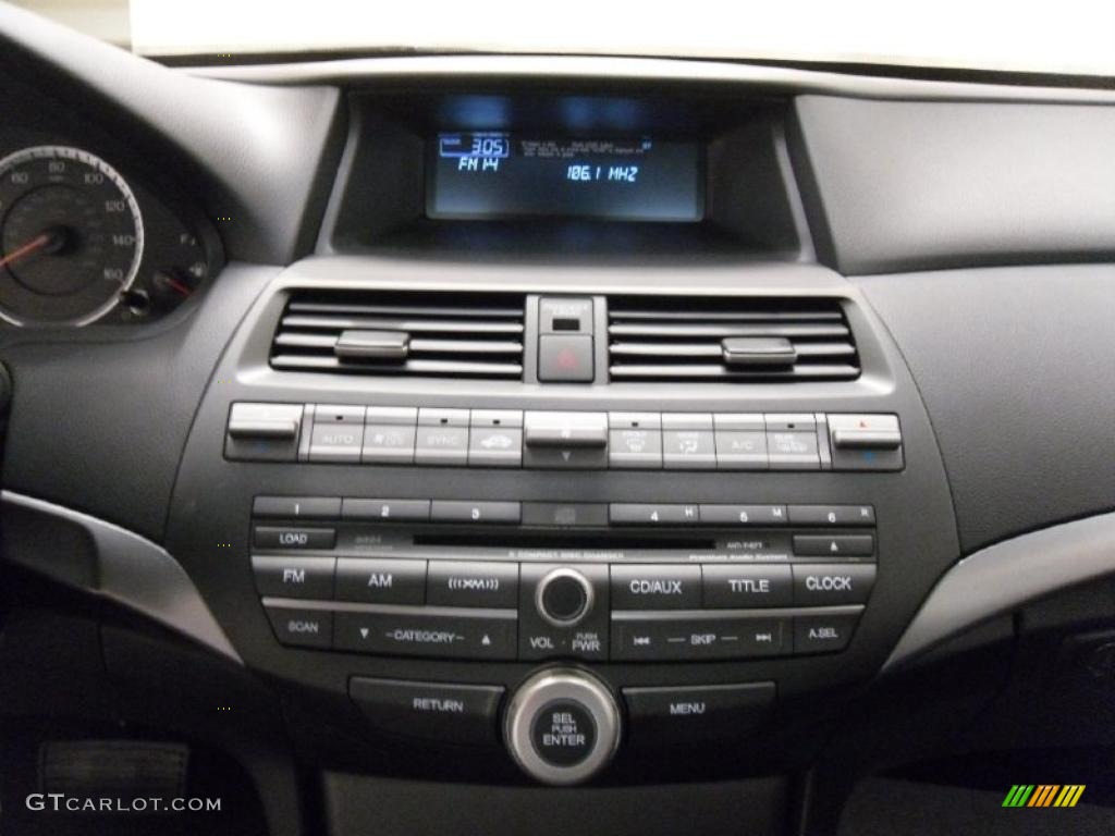 2011 Honda Accord EX-L Coupe Controls Photo #38710155