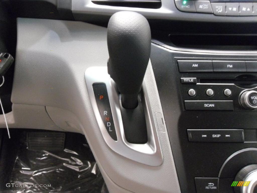 2011 Honda Odyssey EX Transmission Photos