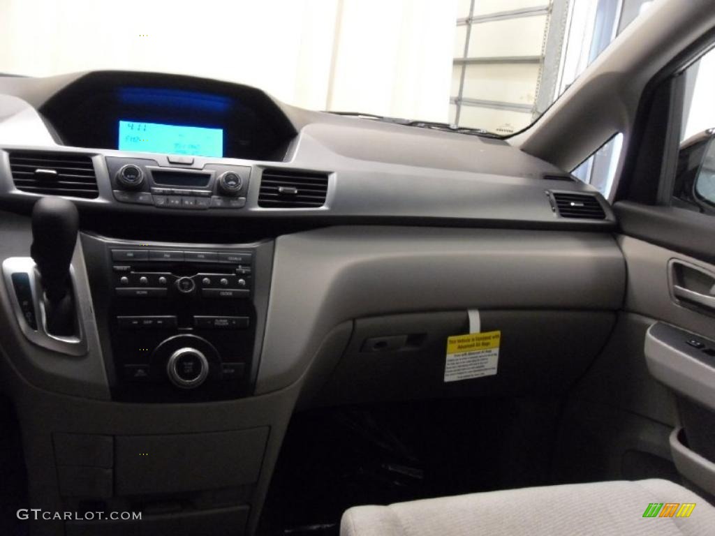2011 Honda Odyssey EX Gray Dashboard Photo #38711203