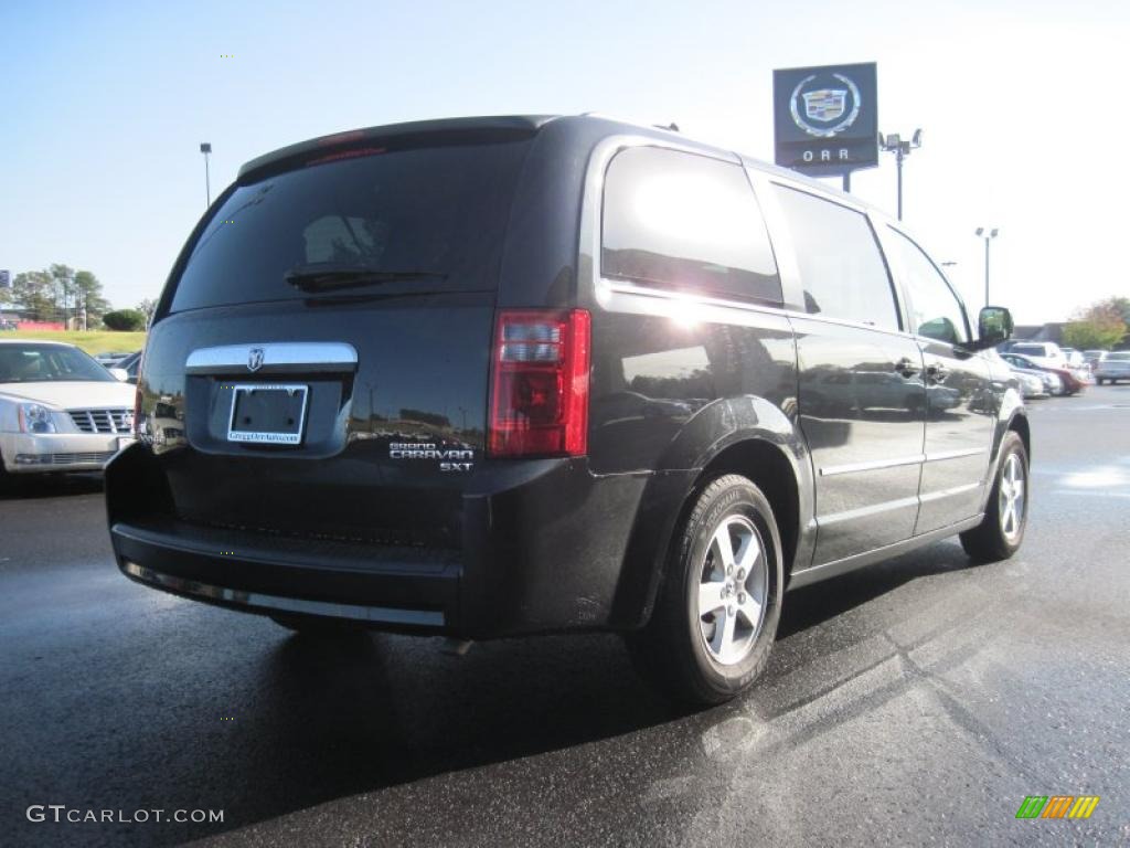 2010 Grand Caravan SXT - Brilliant Black Crystal Pearl / Dark Slate Gray/Light Shale photo #5