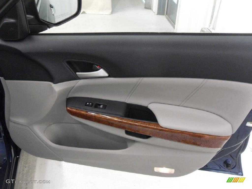 2011 Honda Accord EX-L V6 Sedan Gray Door Panel Photo #38712395