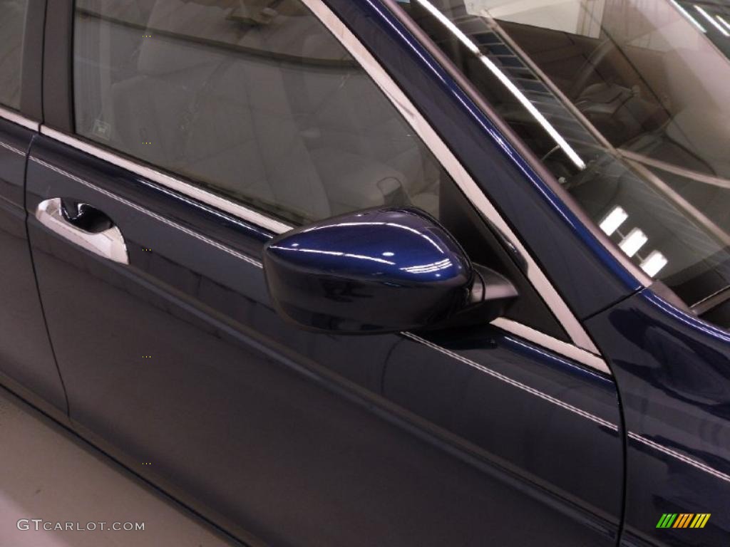 2011 Accord EX-L V6 Sedan - Royal Blue Pearl / Gray photo #29