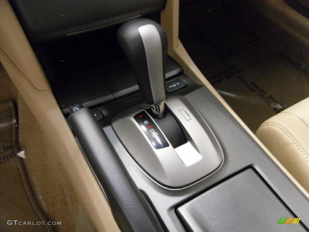 2011 Honda Accord EX-L Sedan Transmission Photos